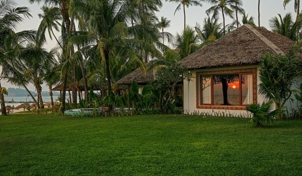 Ngapali Bay Villas & Spa Exterior photo